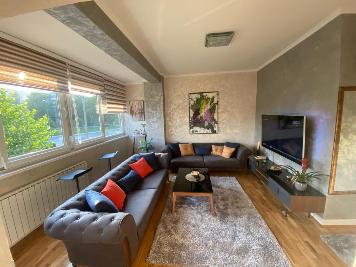 Apartman "Amy Delux" Zenica Exteriör bild