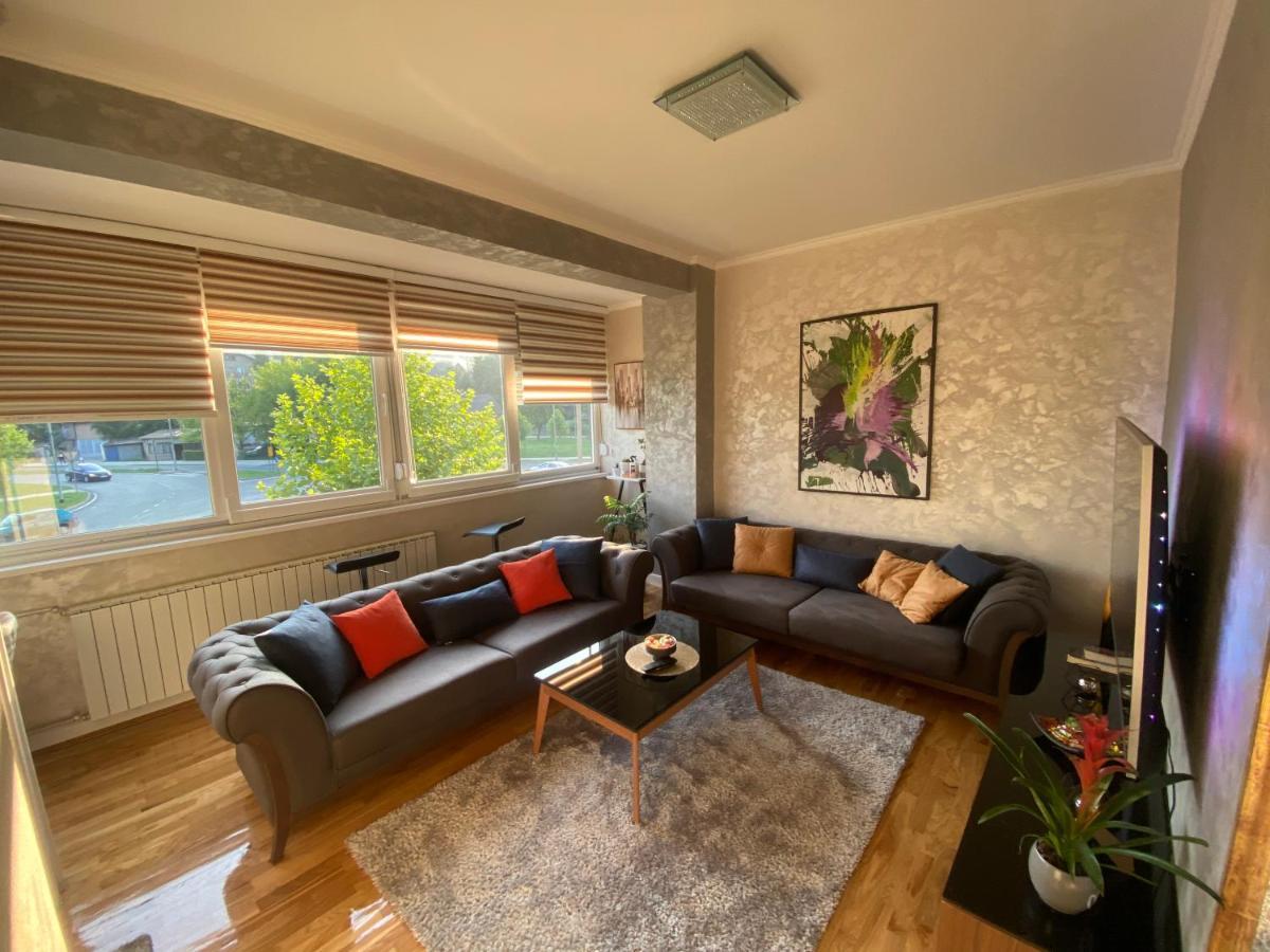 Apartman "Amy Delux" Zenica Exteriör bild
