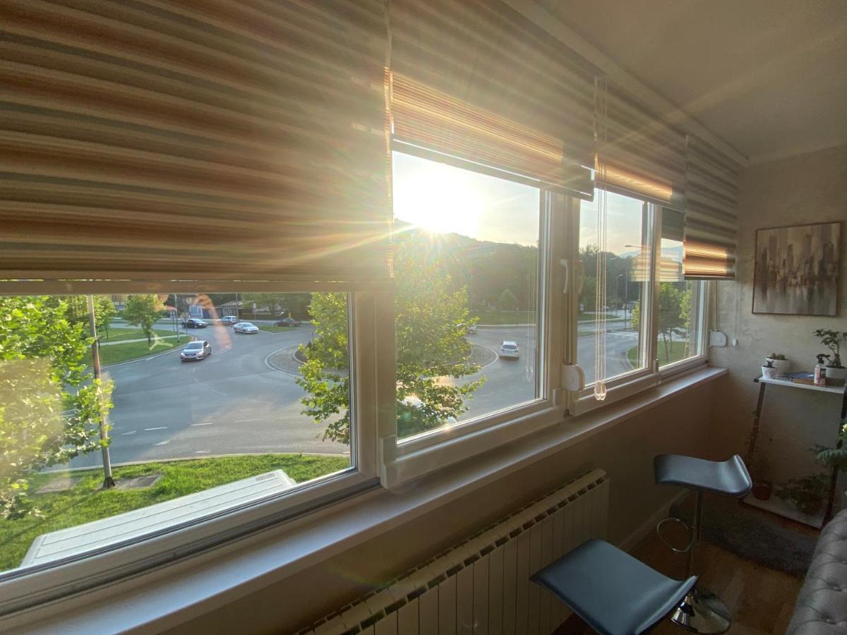 Apartman "Amy Delux" Zenica Exteriör bild